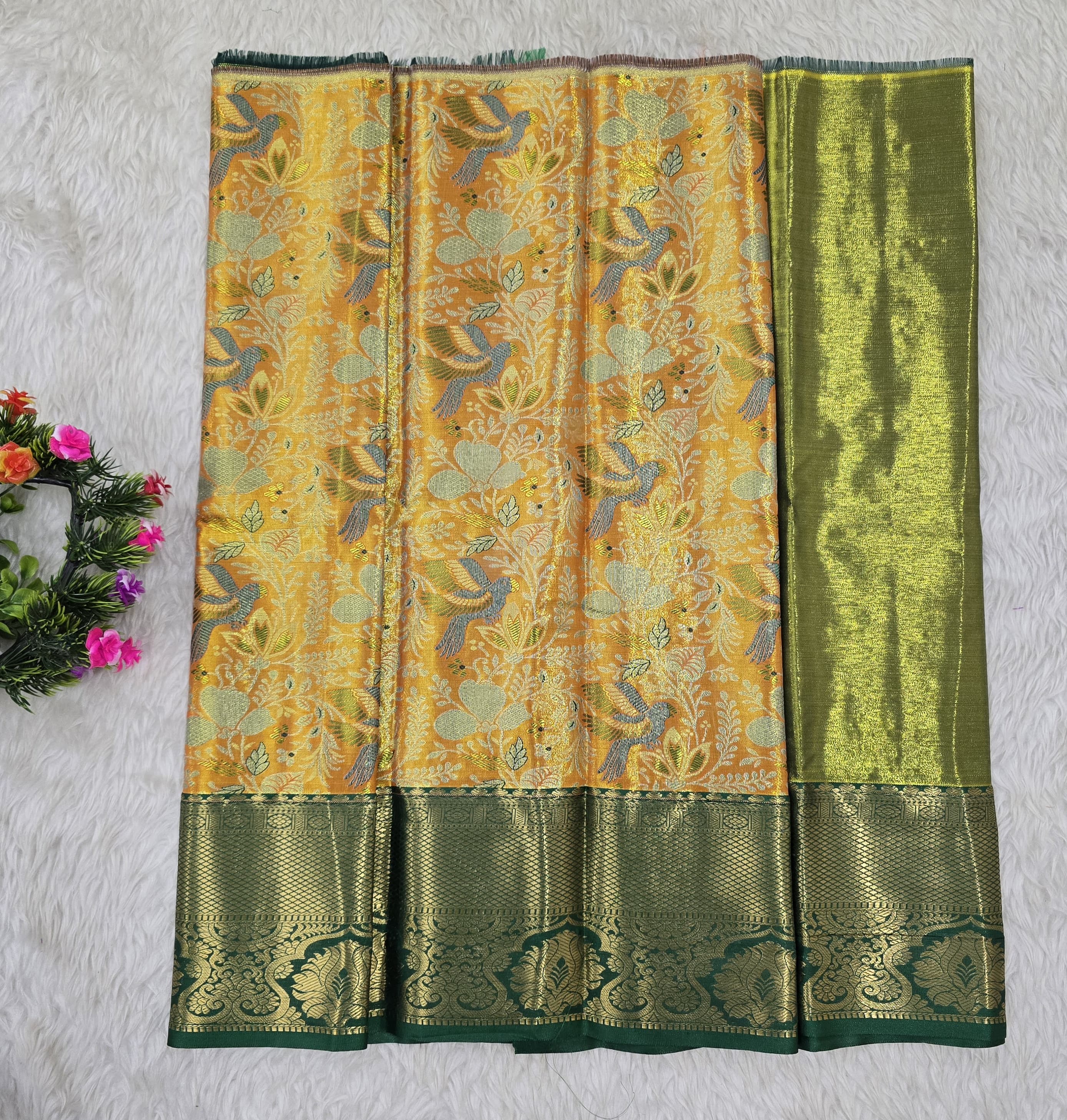 (0–1 Year) Lehenga – Unstitched (Blouse + Material)