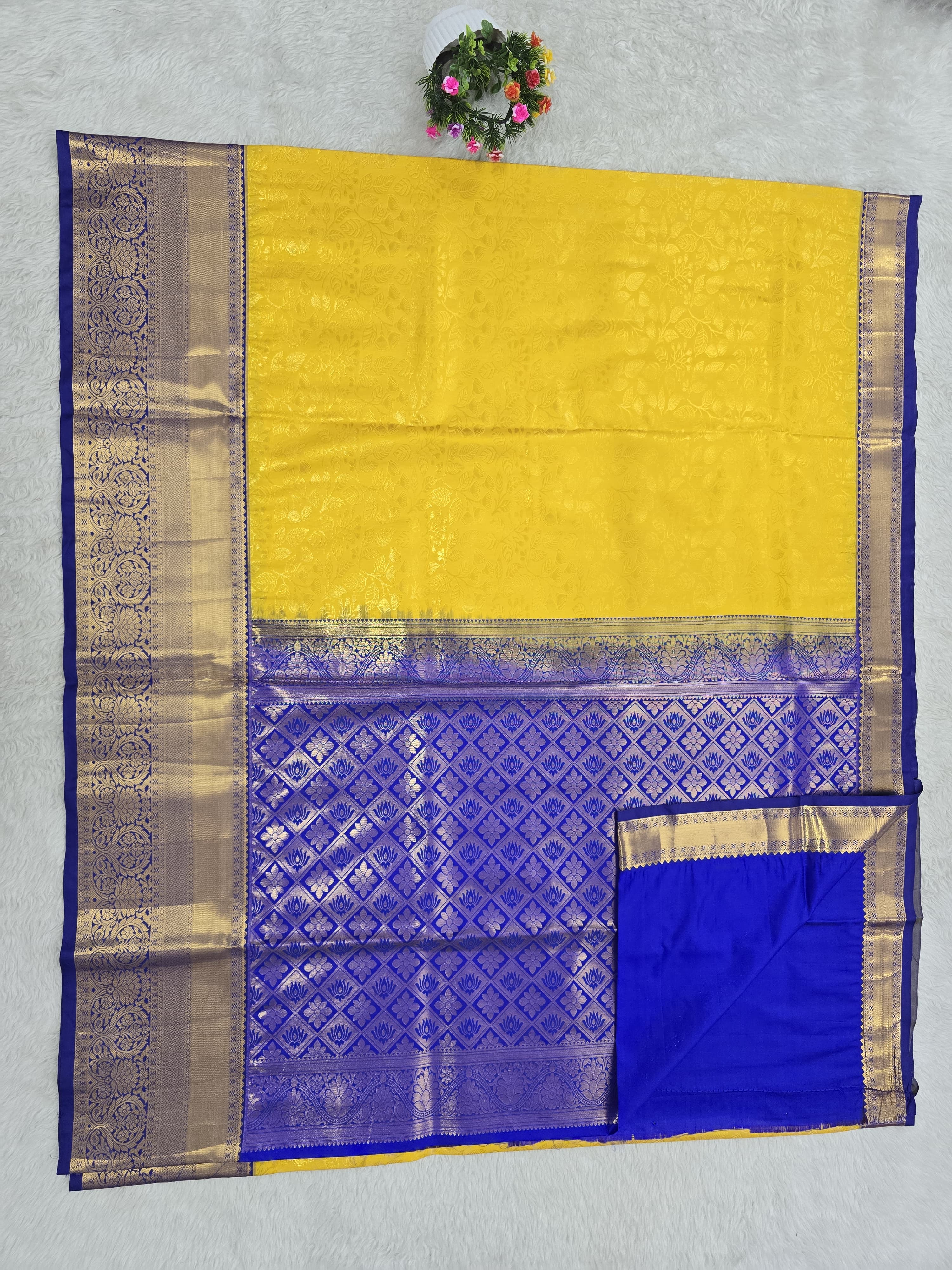Semi Kanchipattu resham sarees