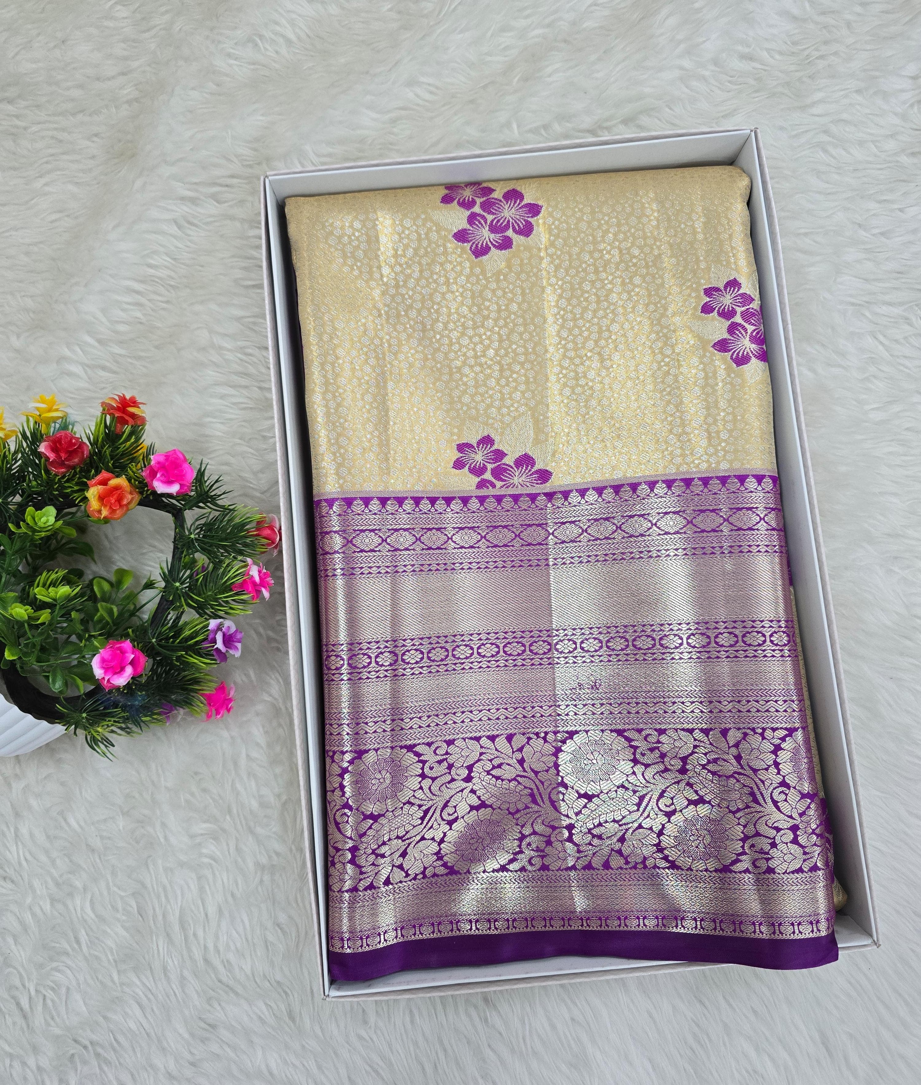 Semi Kanchipattu Tissue Sarees