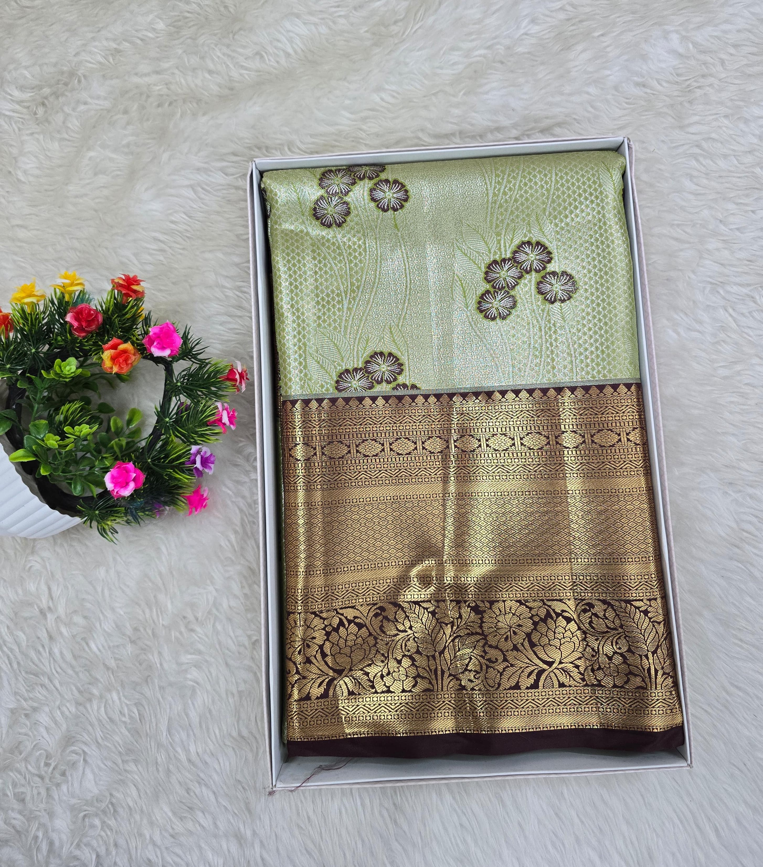 Semi Kanchipattu Tissue Sarees