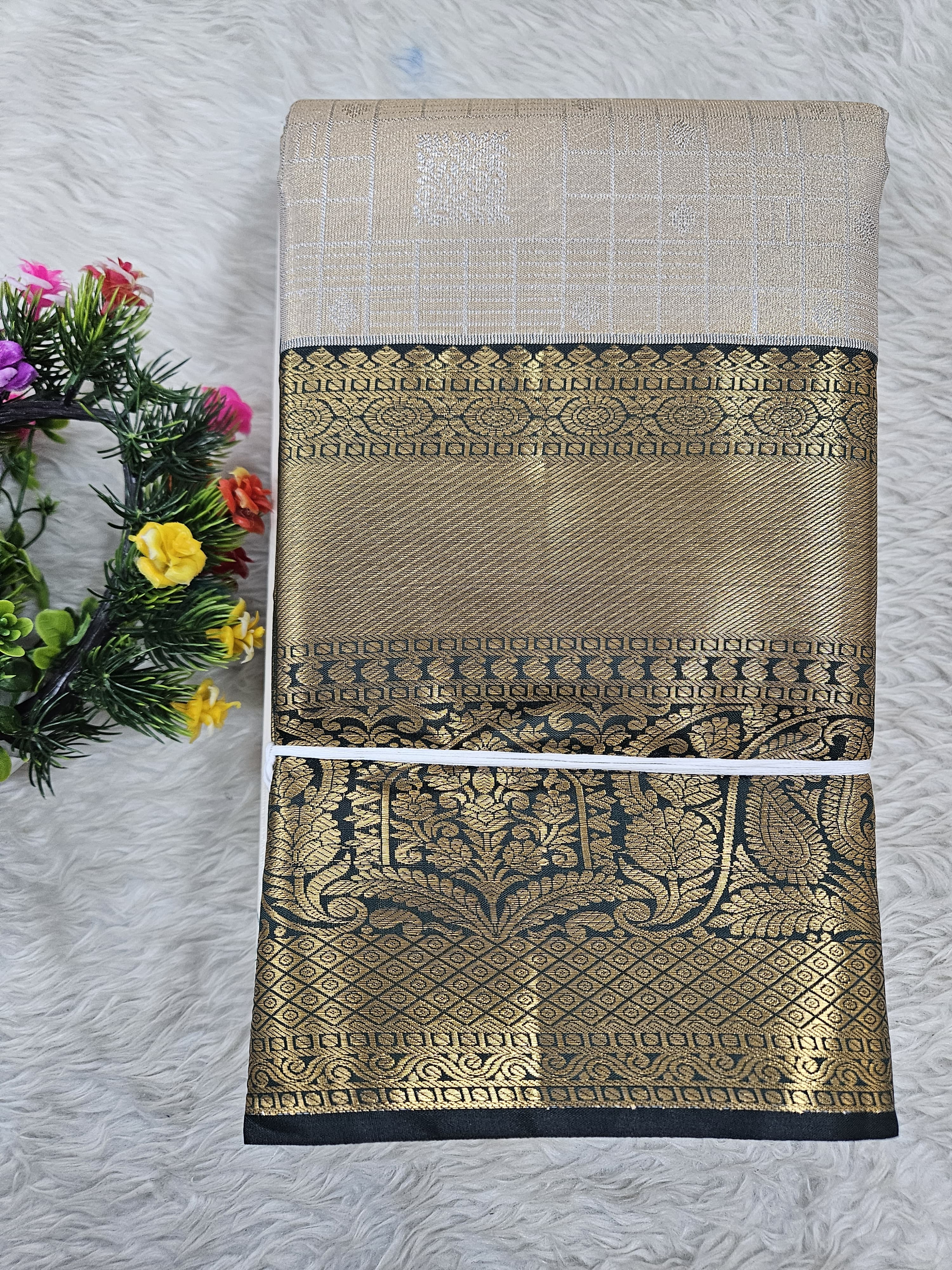 Semi Kanchipattu Tissue Sarees