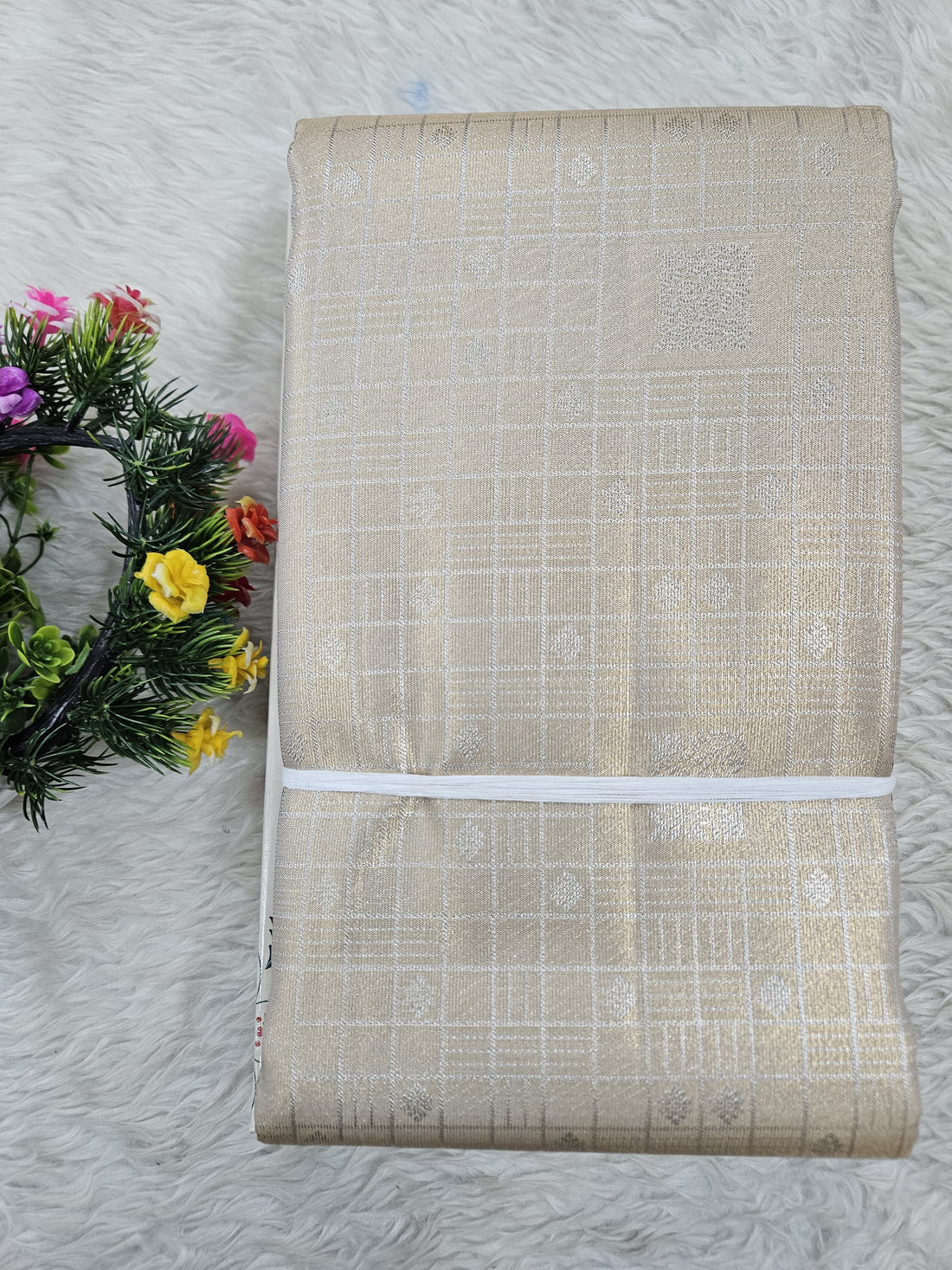 Semi Kanchipattu Tissue Sarees