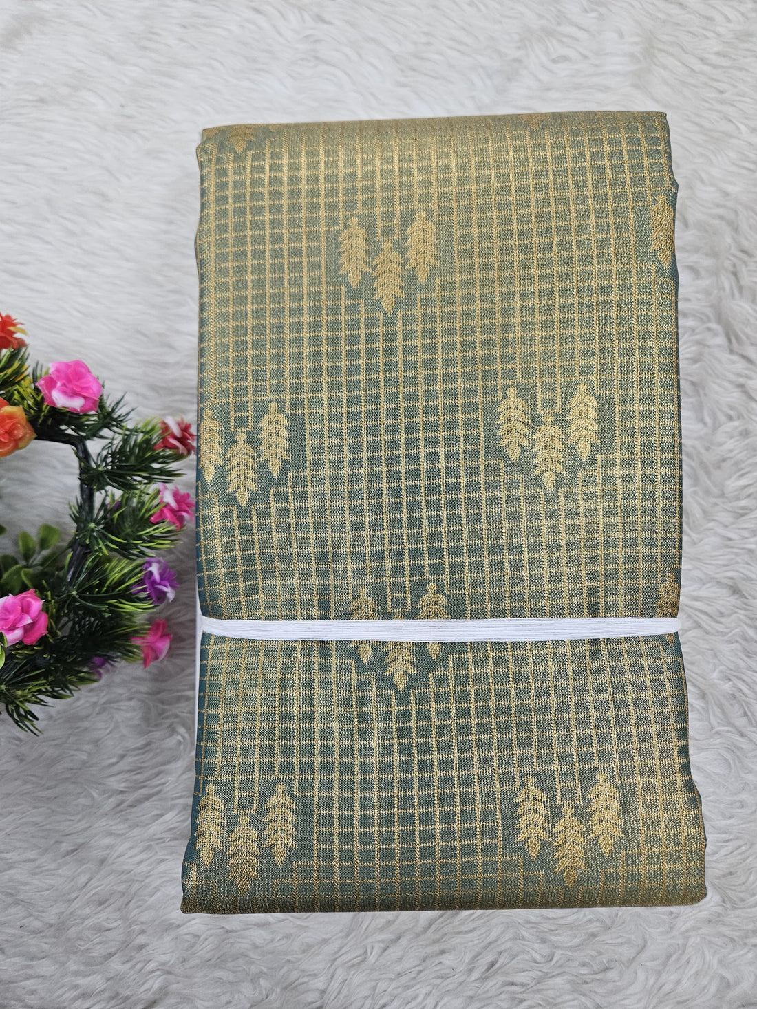 Semi Kanchipattu Tissue Sarees