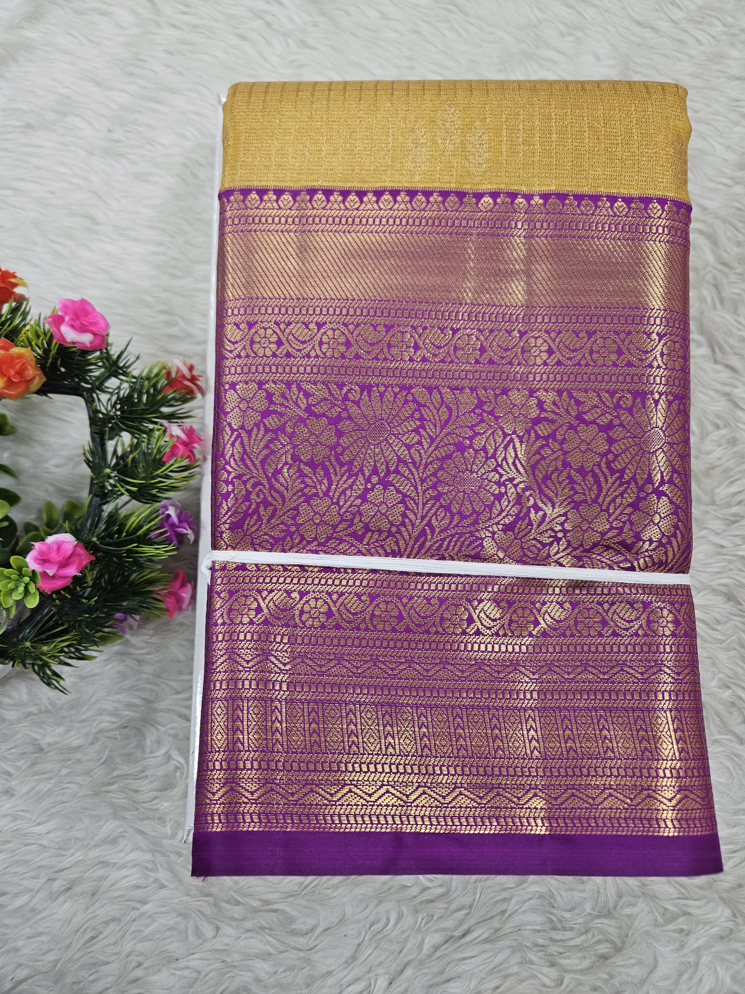 Semi Kanchipattu Tissue Sarees
