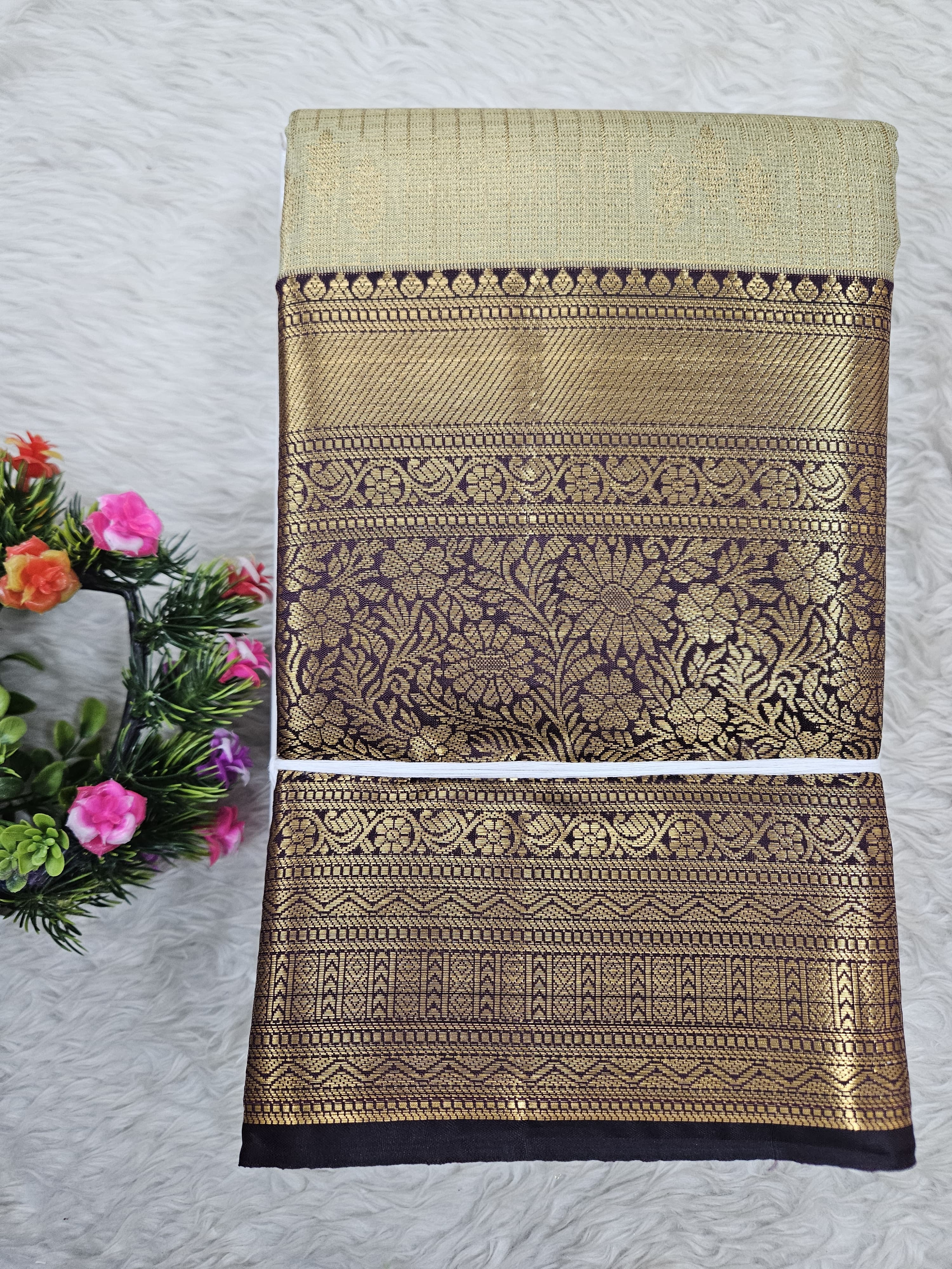 Semi Kanchipattu Tissue Sarees