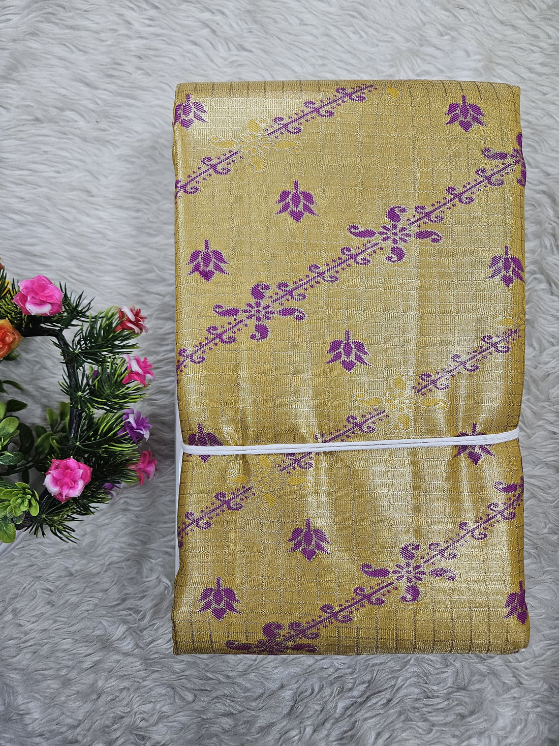 Semi Kanchipattu Tissue Sarees
