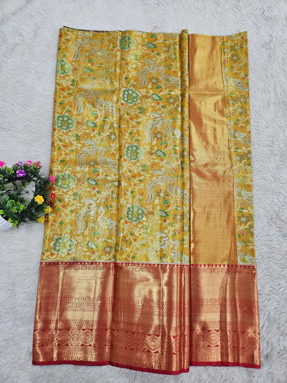 (5–10 Year) Lehenga – Unstitched (Blouse + Material)