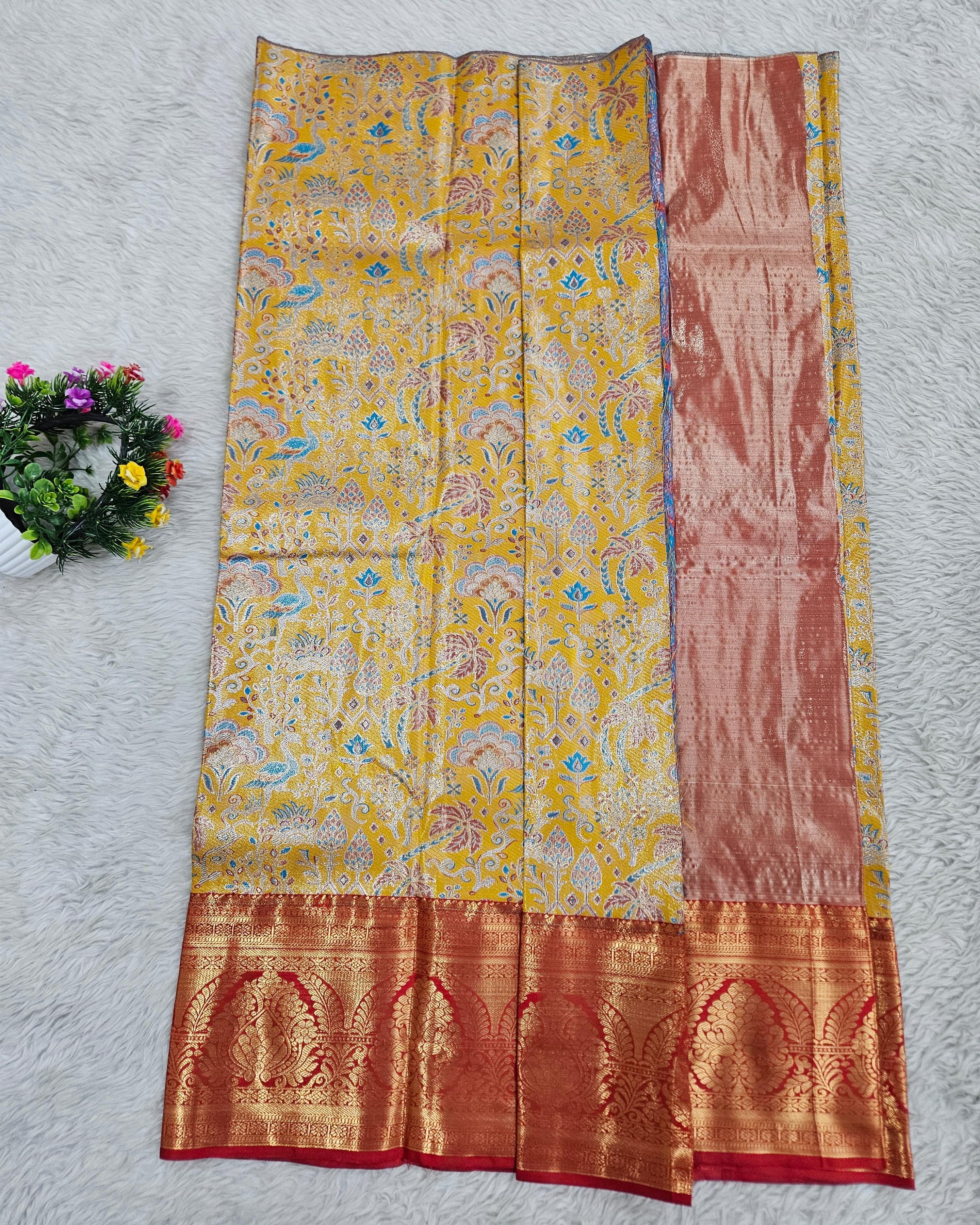 (5–10 Year) Lehenga – Unstitched (Blouse + Material)