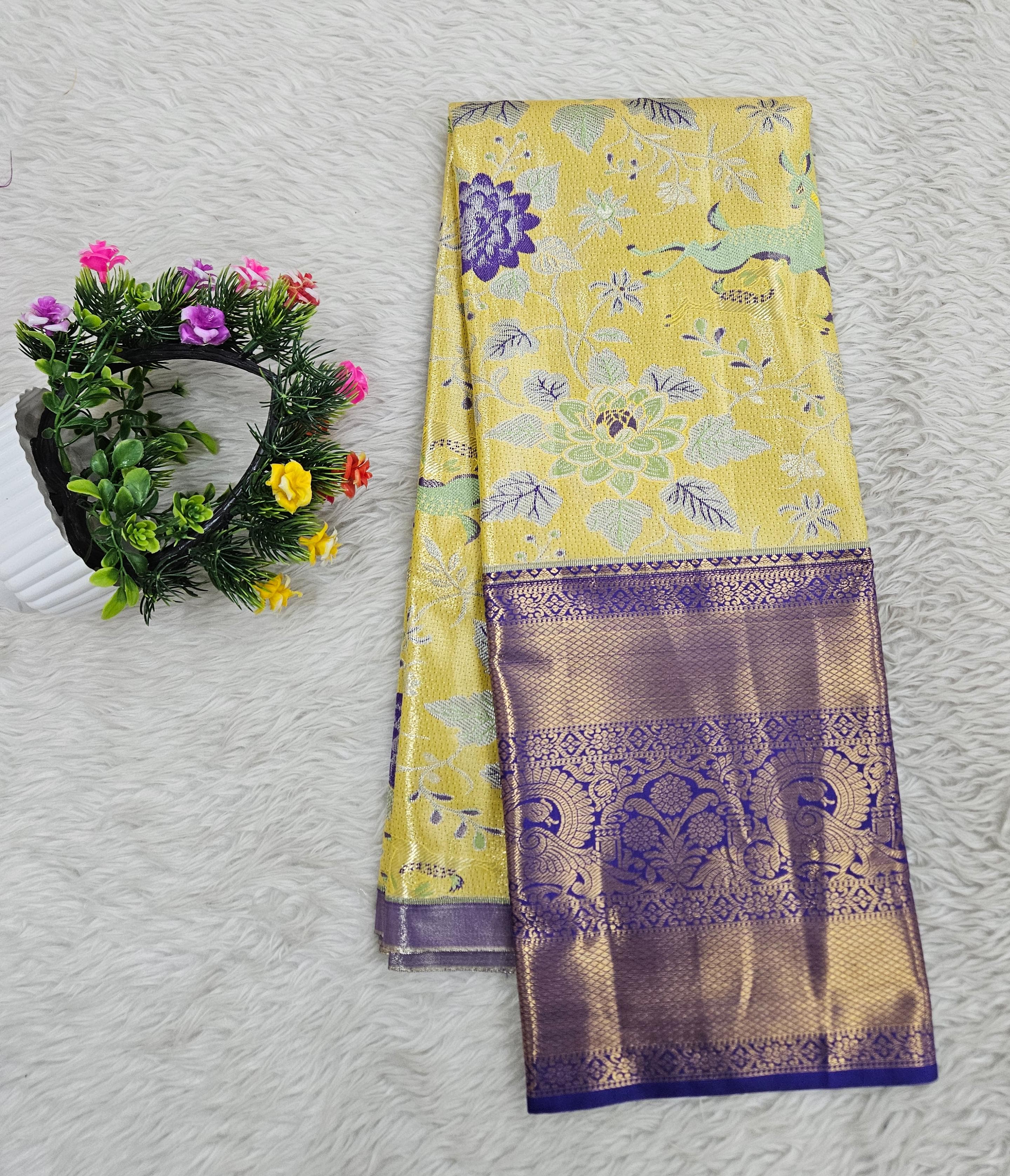 (5–10 Year) Lehenga – Unstitched (Blouse + Material)