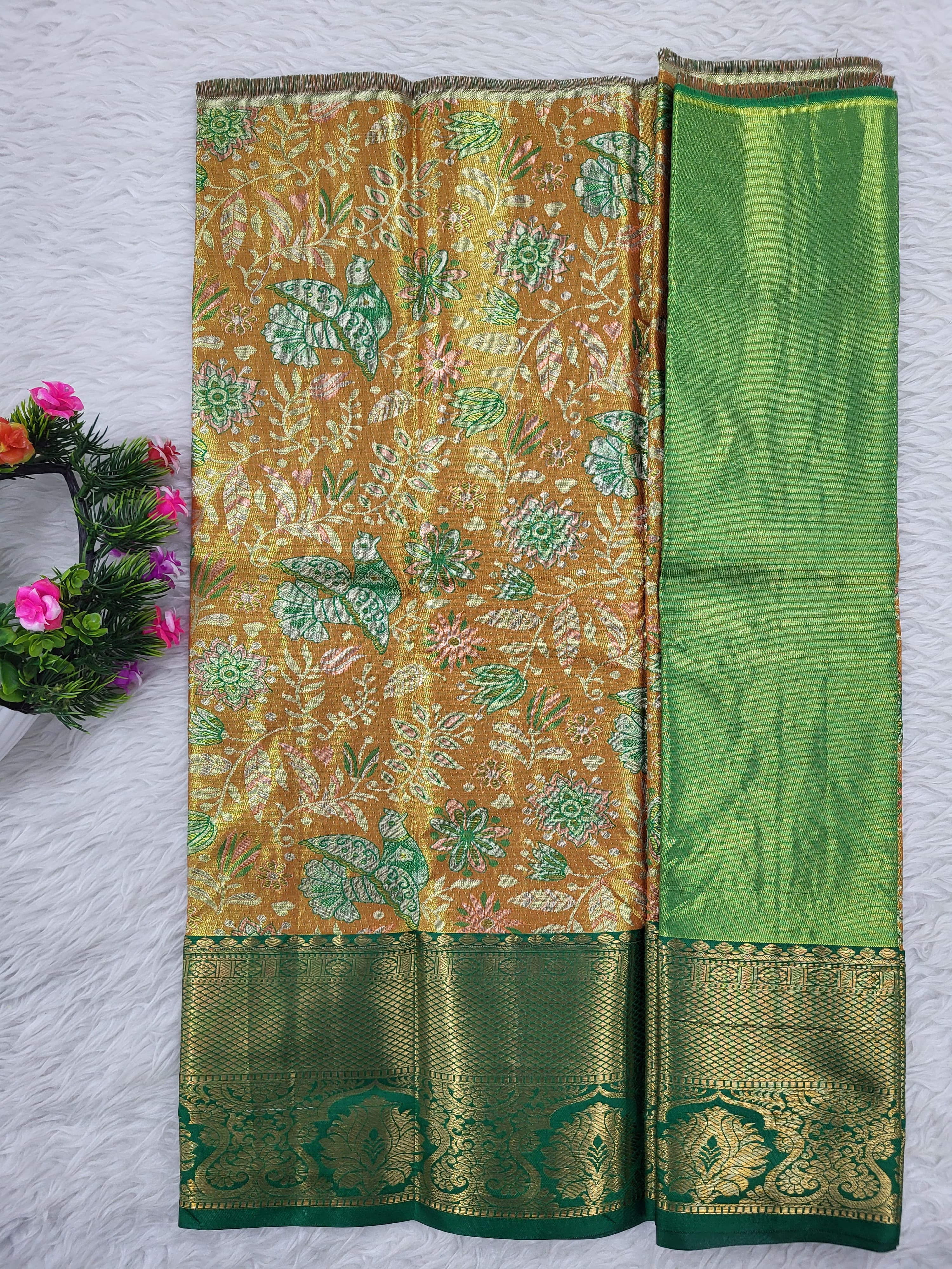(0–1 Year) Lehenga – Unstitched (Blouse + Material)