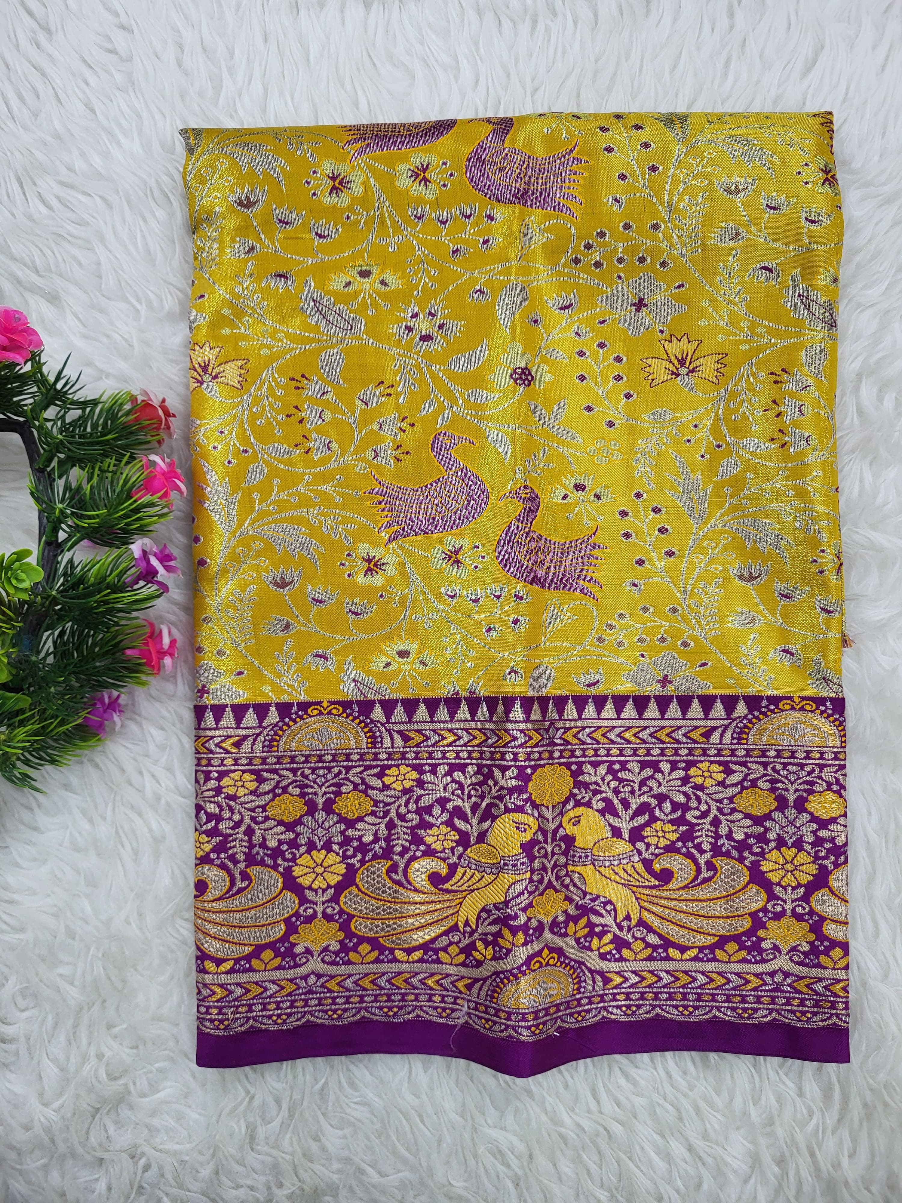 (0–1 Year) Lehenga – Unstitched (Blouse + Material)