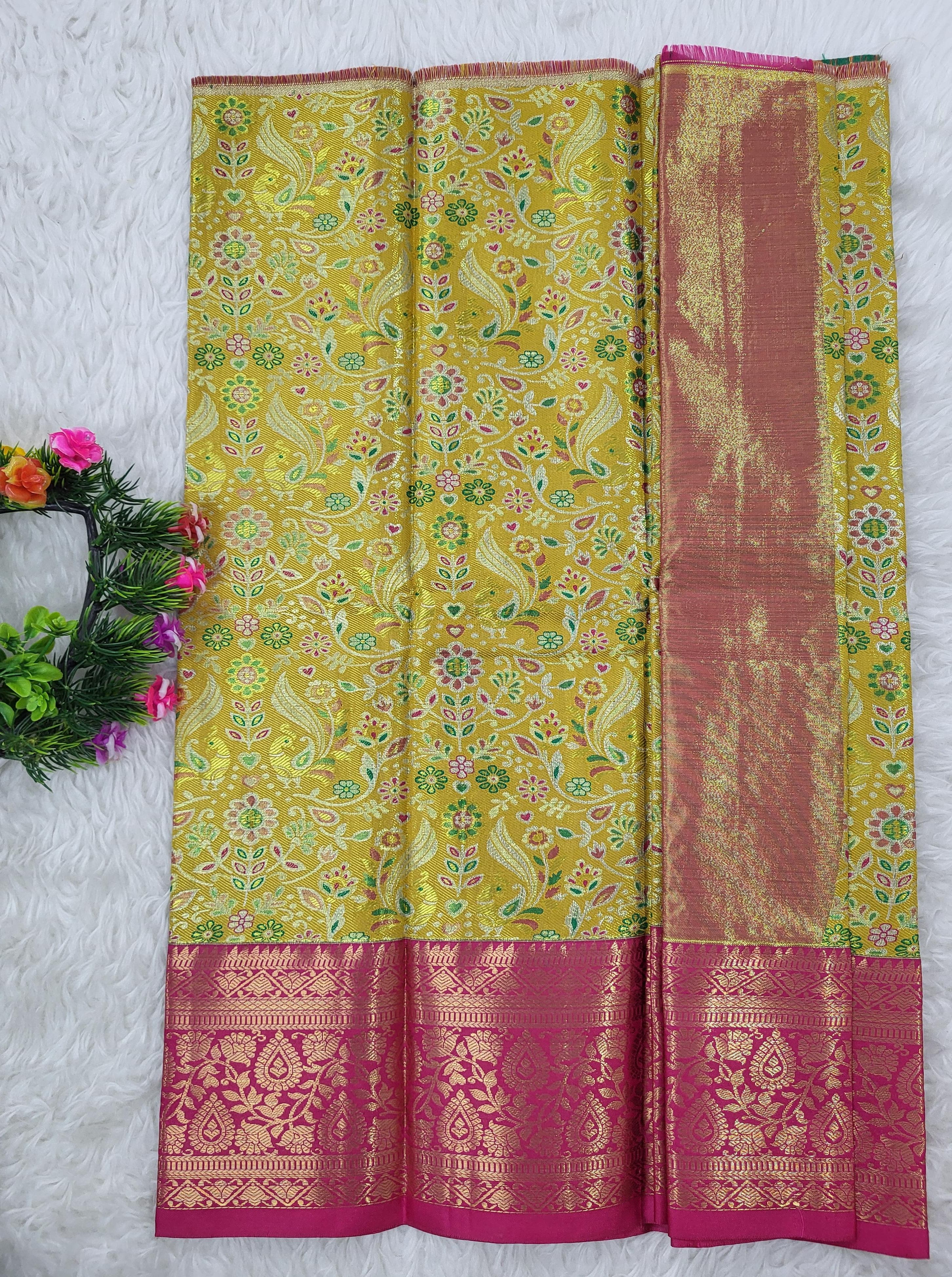 (0–1 Year) Lehenga – Unstitched (Blouse + Material)