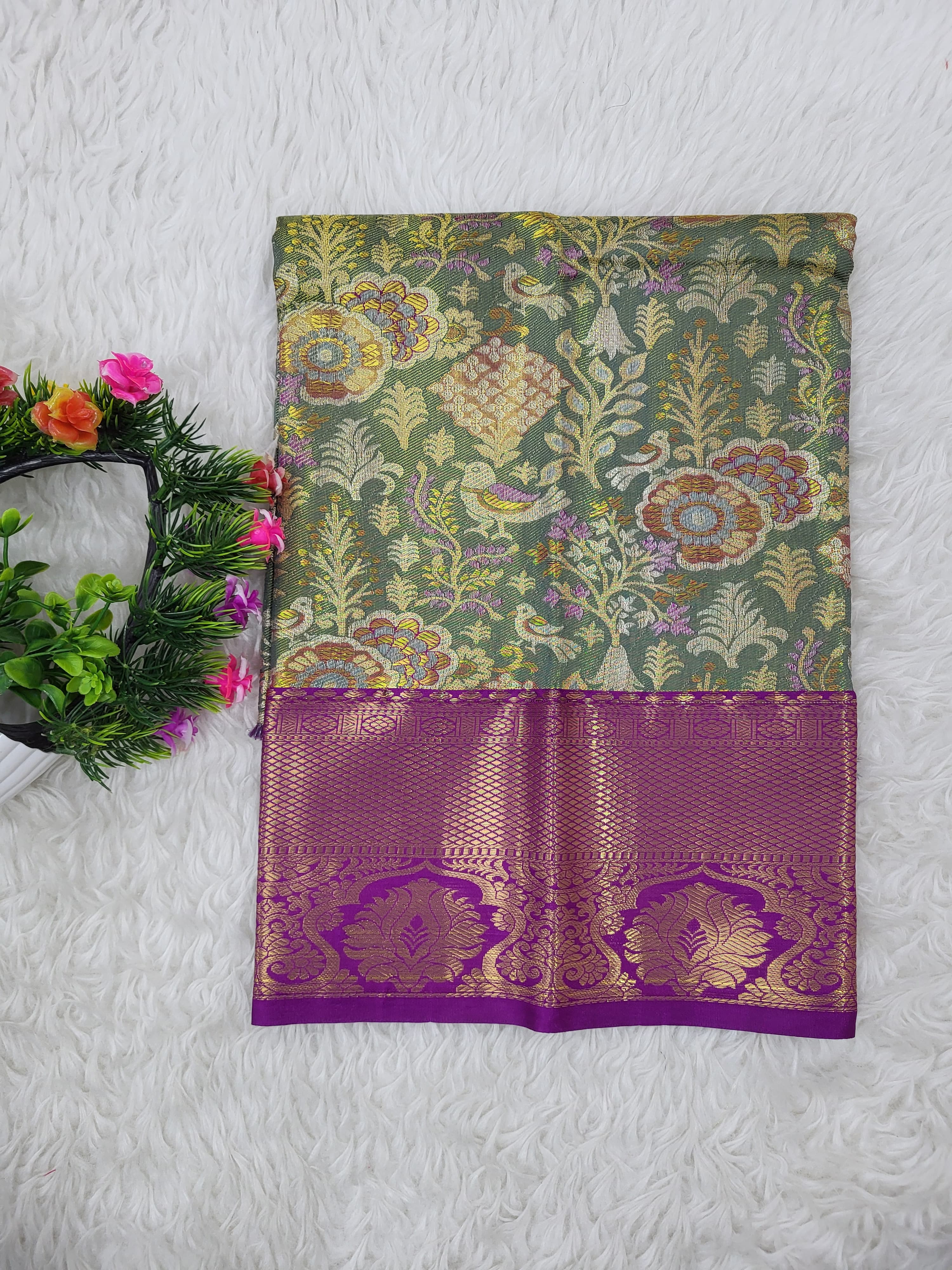 (0–1 Year) Lehenga – Unstitched (Blouse + Material)