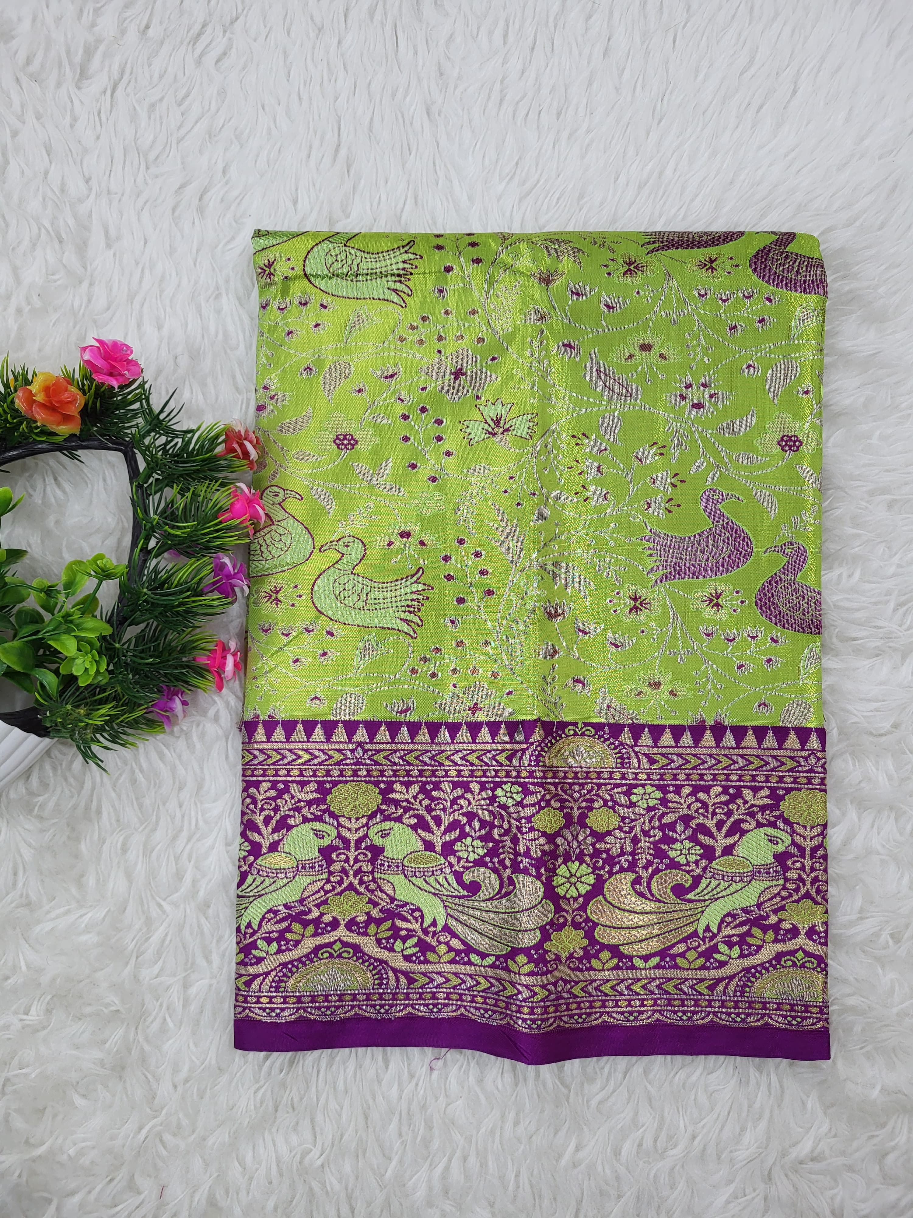 (0–1 Year) Lehenga – Unstitched (Blouse + Material)