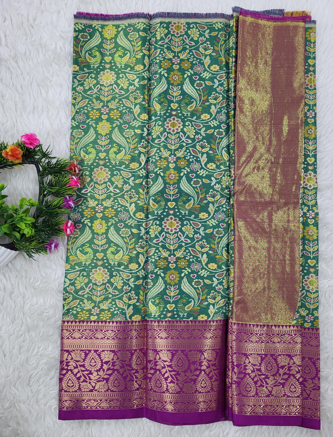 (0–1 Year) Lehenga – Unstitched (Blouse + Material)