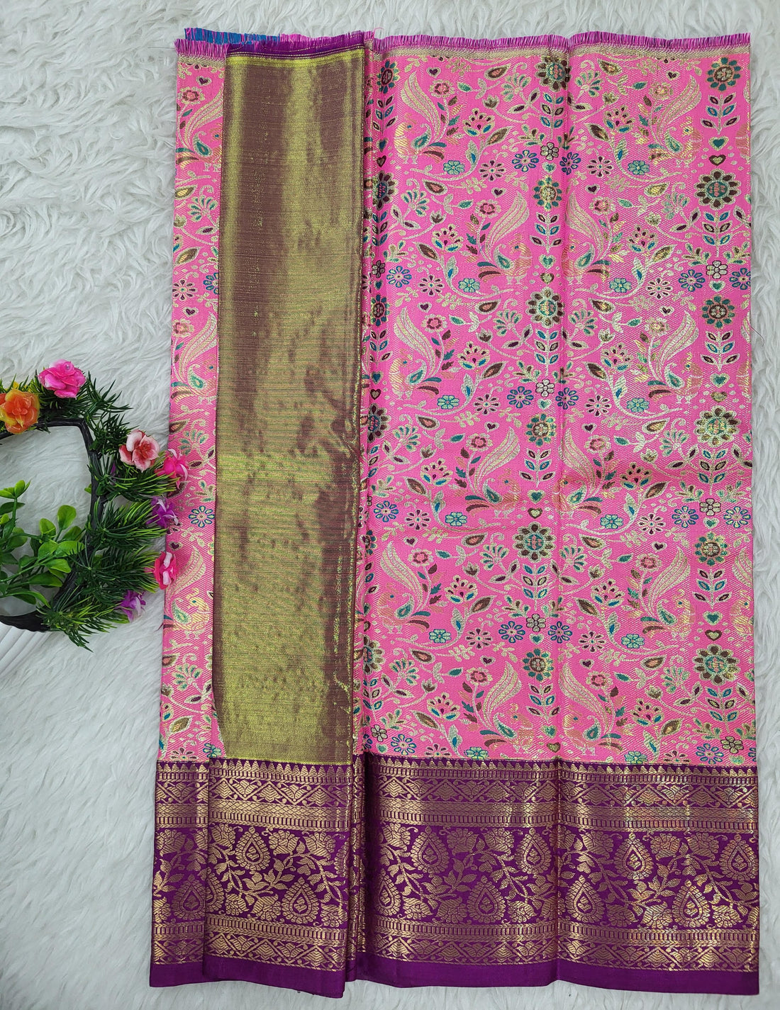 (0–1 Year) Lehenga – Unstitched (Blouse + Material)
