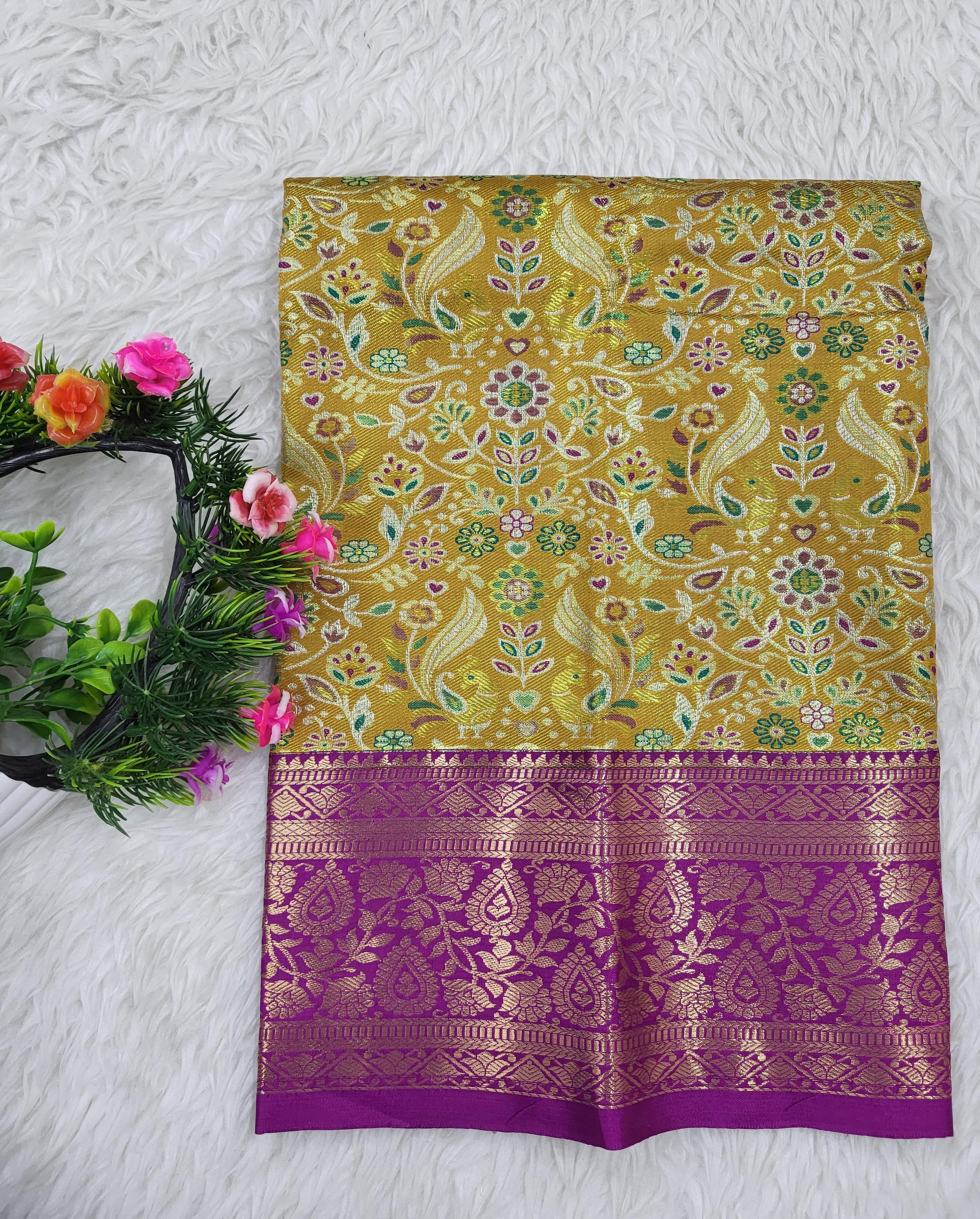 (0–1 Year) Lehenga – Unstitched (Blouse + Material)