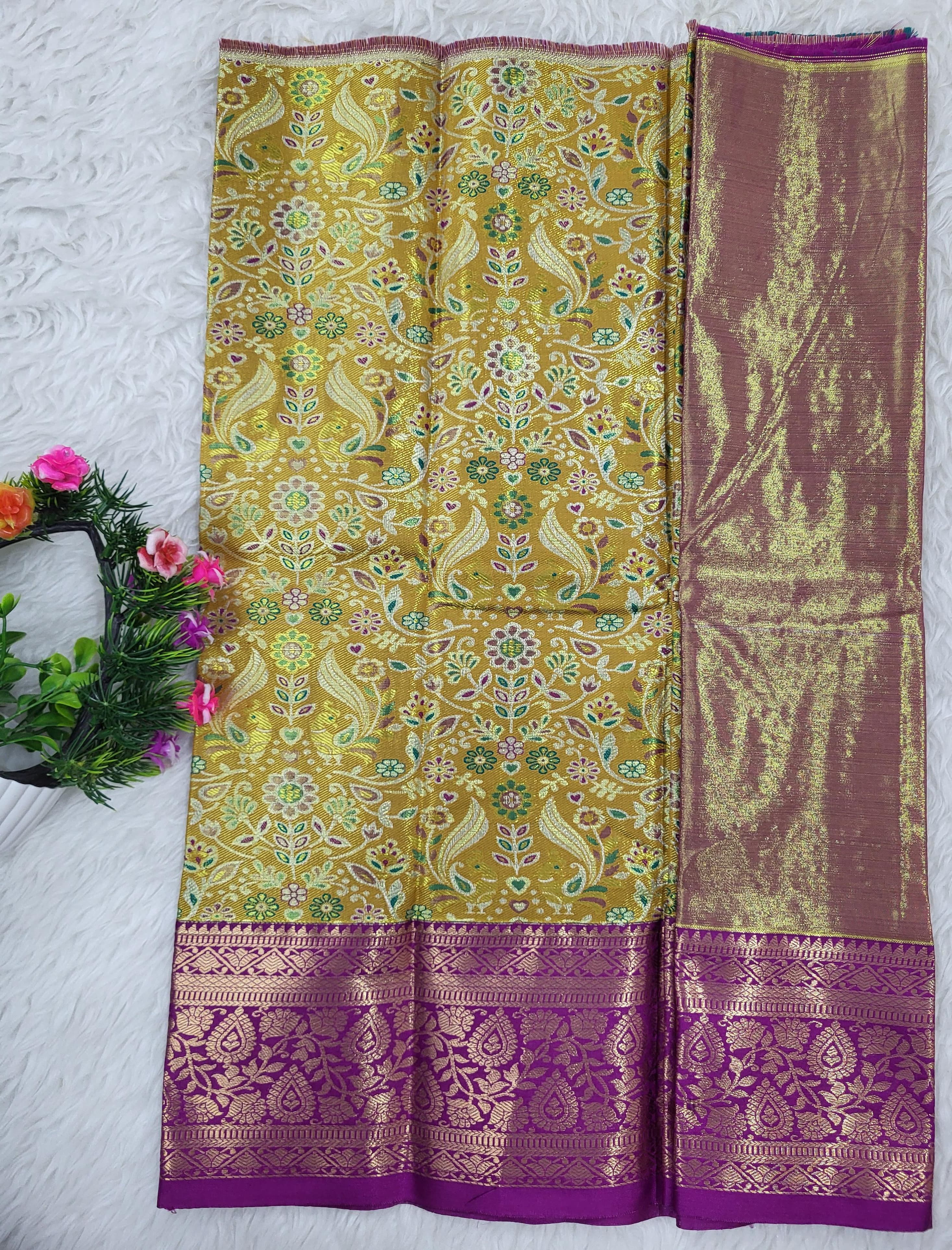 (0–1 Year) Lehenga – Unstitched (Blouse + Material)