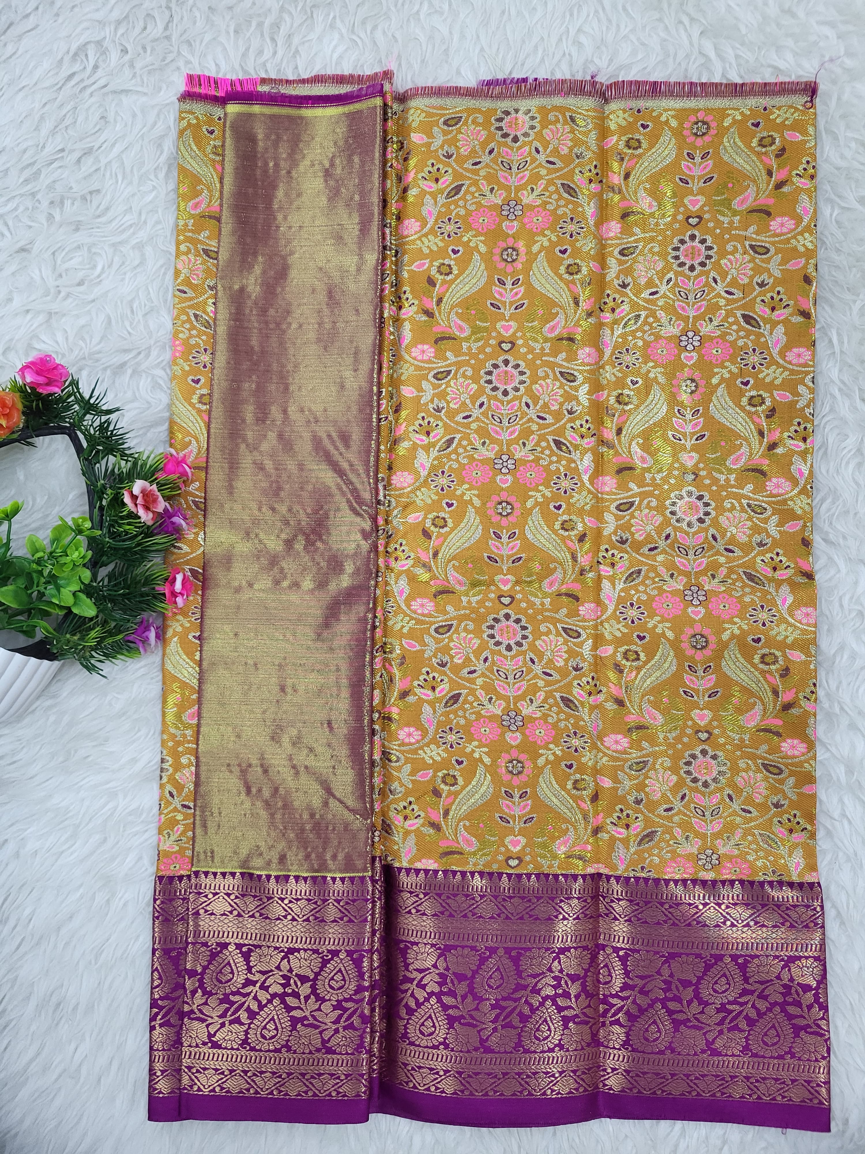 (0–1 Year) Lehenga – Unstitched (Blouse + Material)