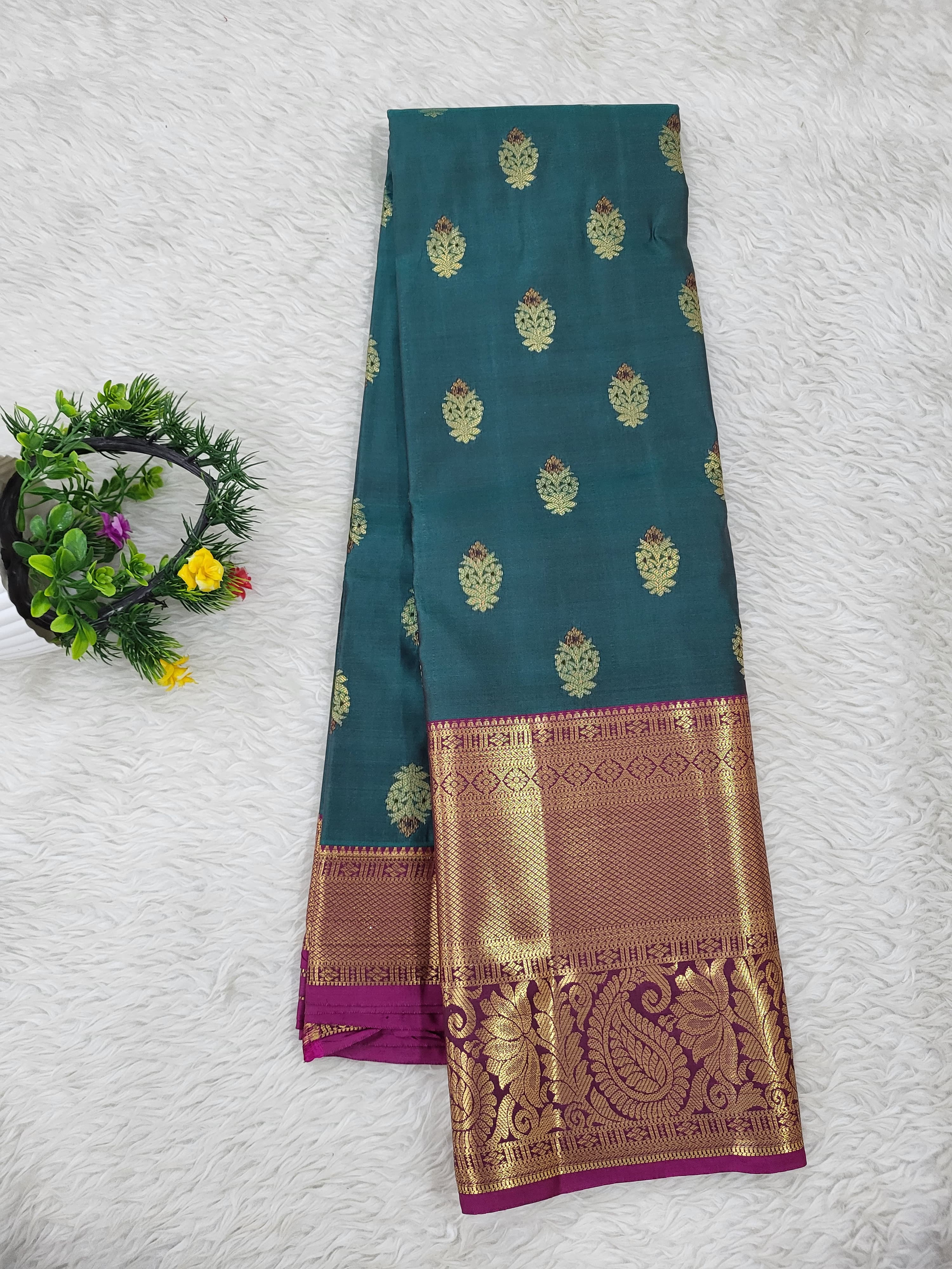 Semi kanchipattu Resham Butta Saree