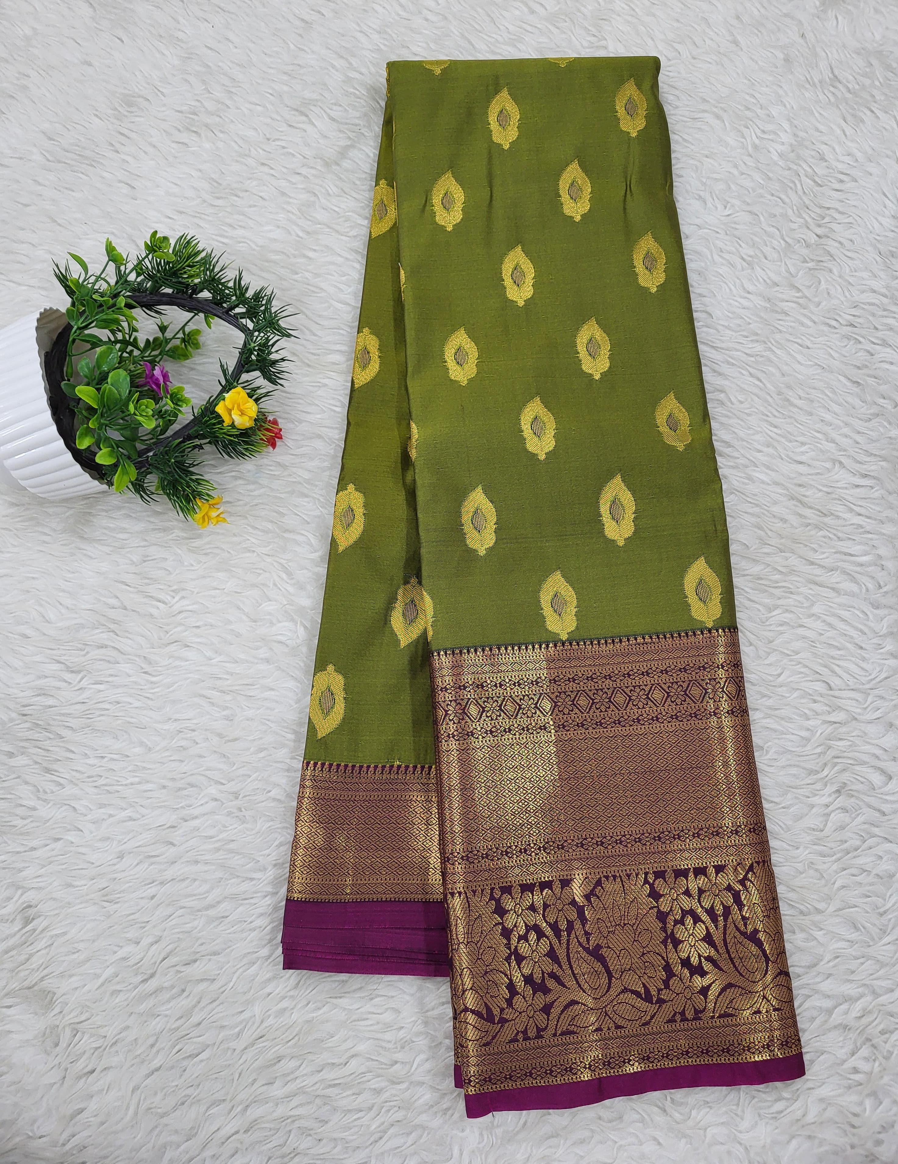 Semi kanchipattu Resham Butta Saree