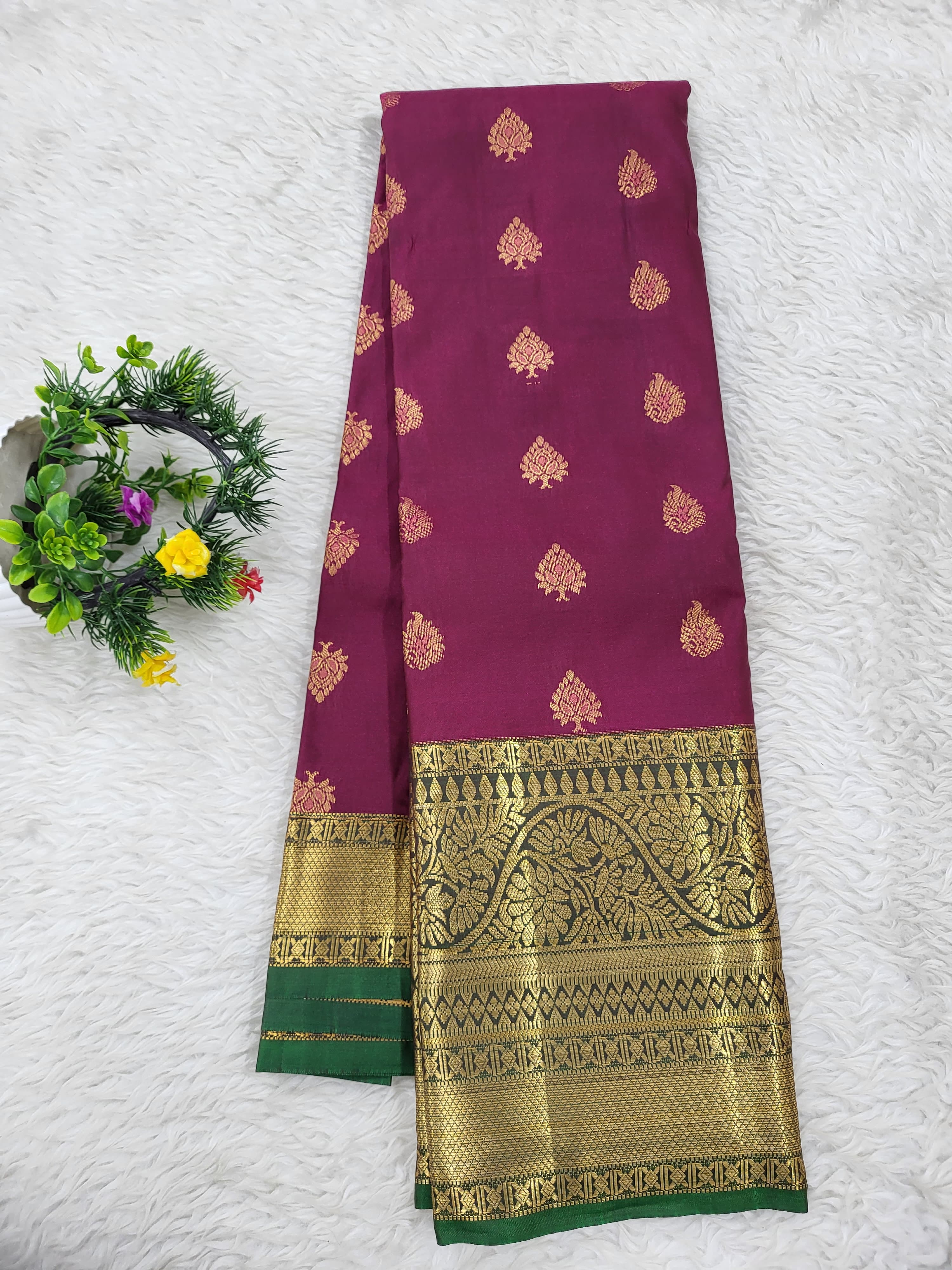 Semi kanchipattu Resham Butta Saree