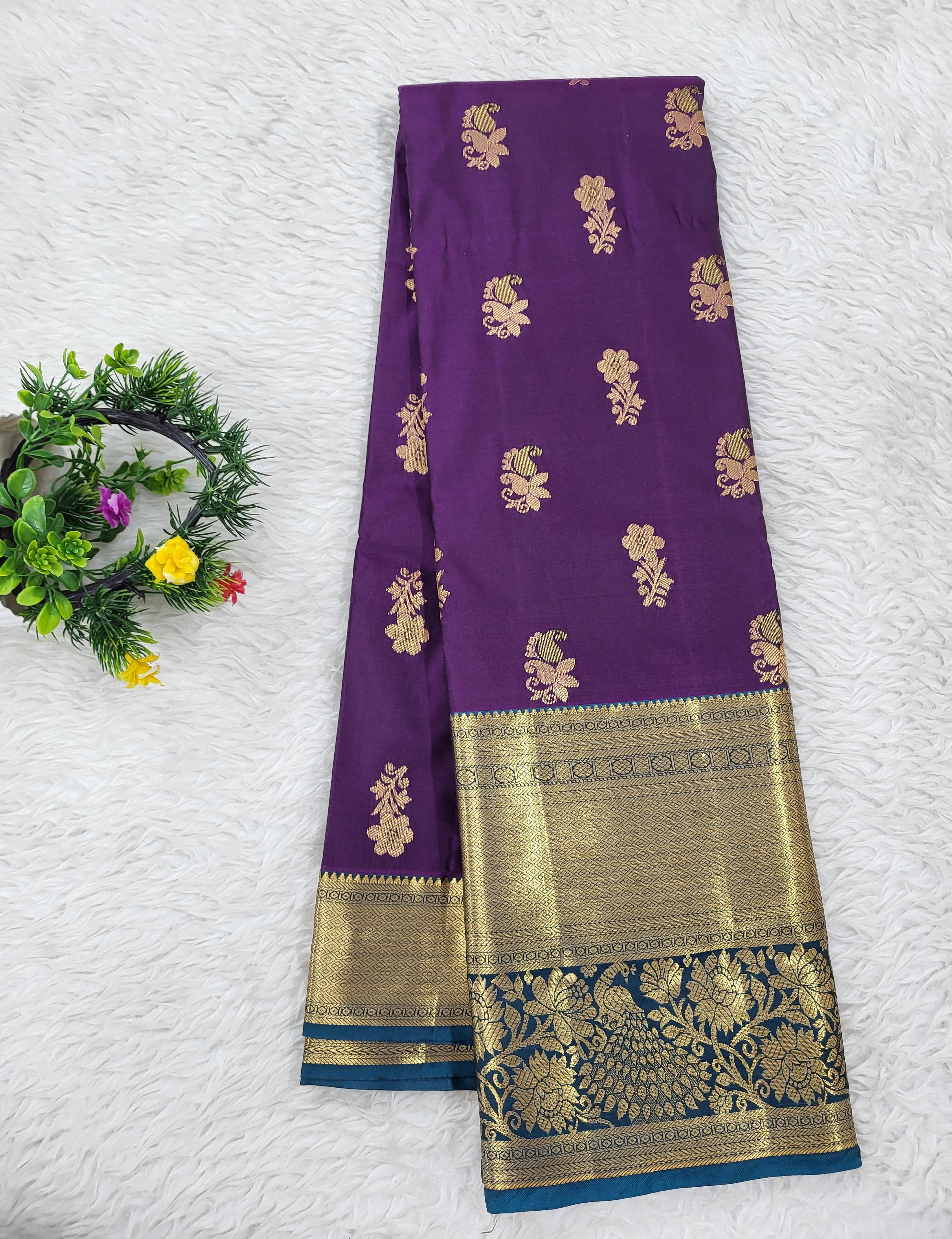 Semi kanchipattu Resham Butta Saree
