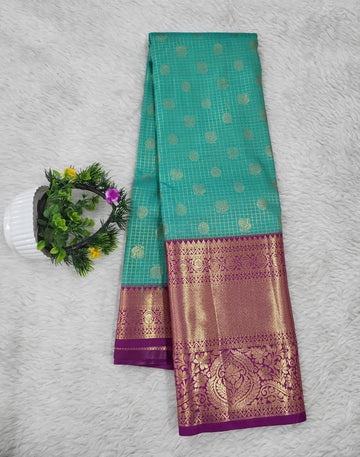 Semi kanchipattu Resham Cheeks Saree