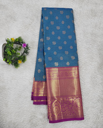 Semi kanchipattu Resham Cheeks Saree