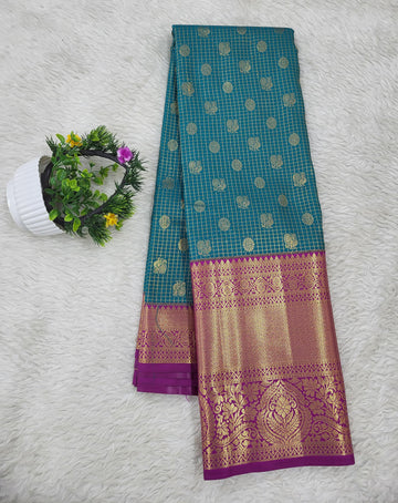 Semi kanchipattu Resham Cheeks Saree