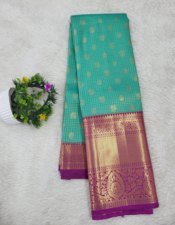 Semi kanchipattu Resham Cheeks Saree