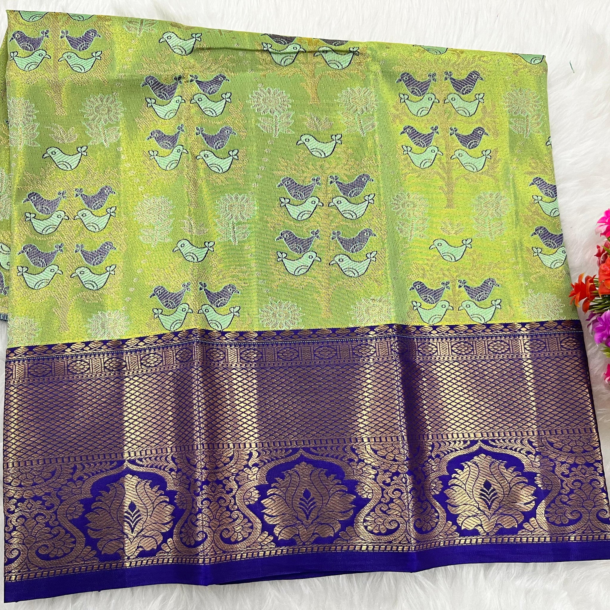 (0–1 Year) Lehenga – Unstitched (Blouse + Material)