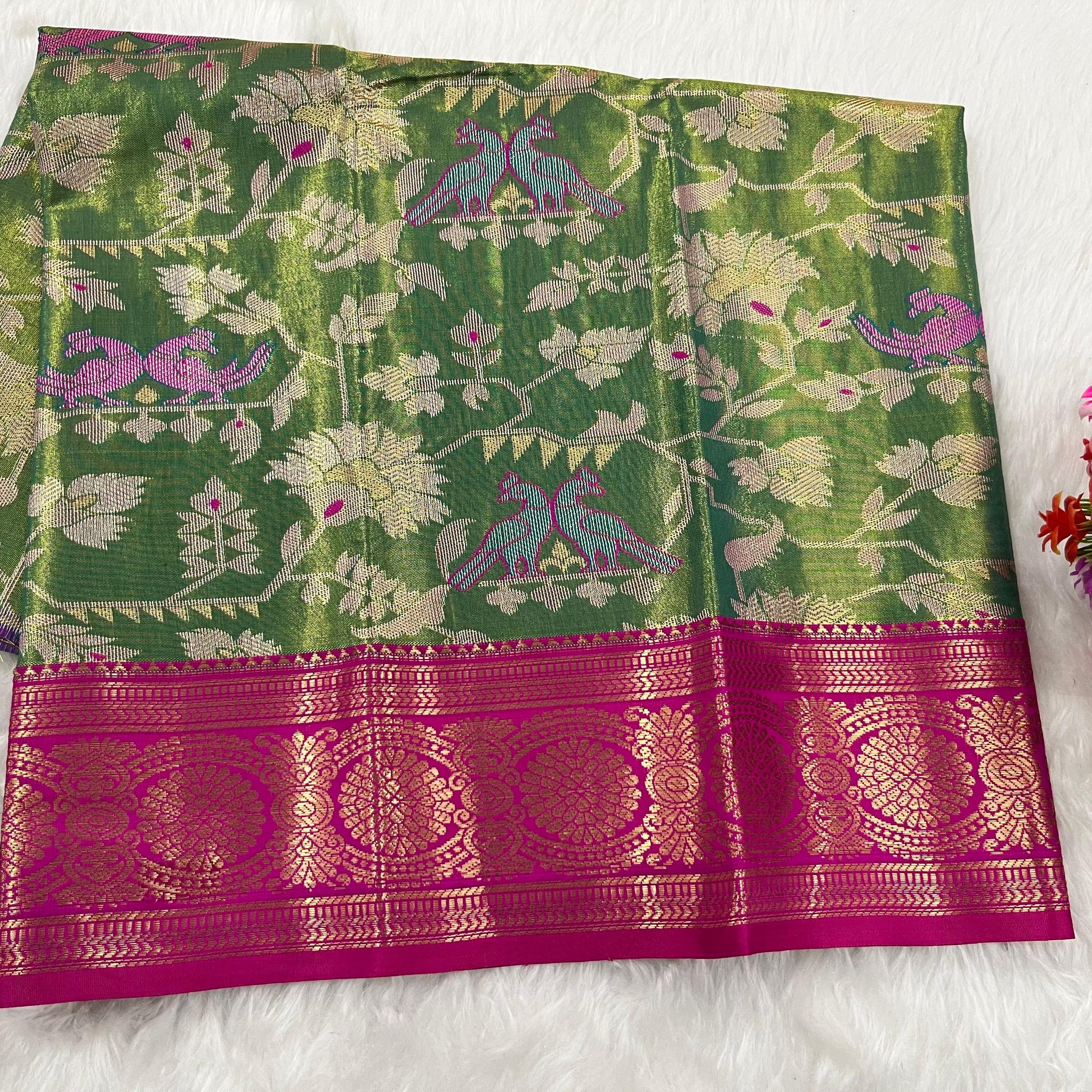 (0–1 Year) Lehenga – Unstitched (Blouse + Material)