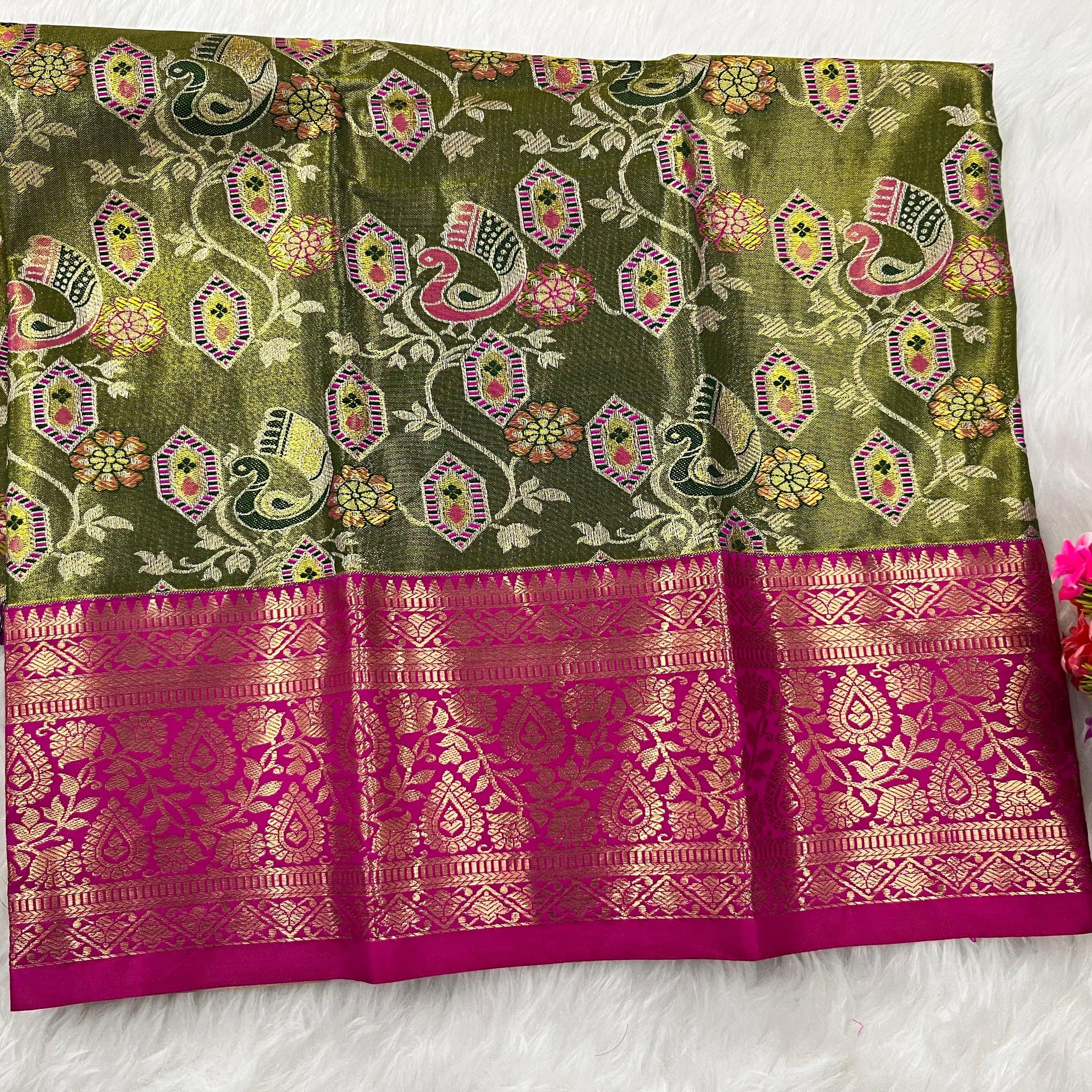 (0–1 Year) Lehenga – Unstitched (Blouse + Material)