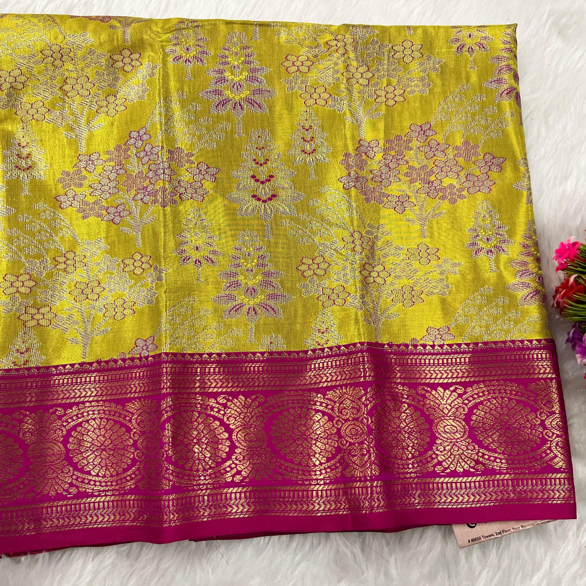 (0–1 Year) Lehenga – Unstitched (Blouse + Material)