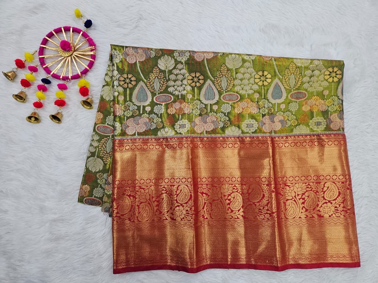 (5–10 Year) Lehenga – Unstitched (Blouse + Material)