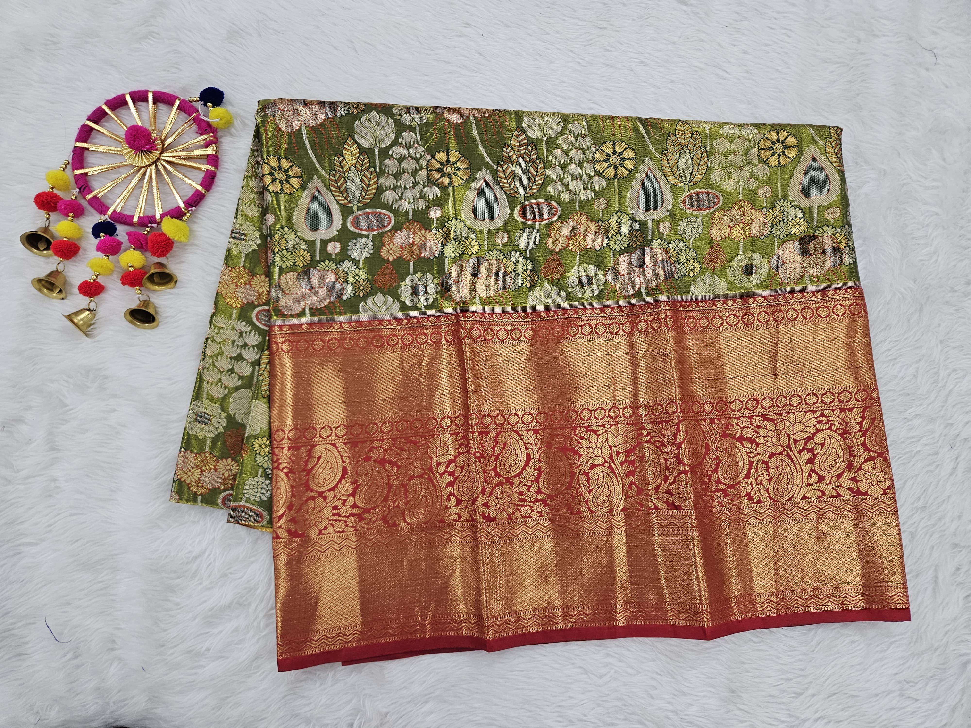 (5–10 Year) Lehenga – Unstitched (Blouse + Material)