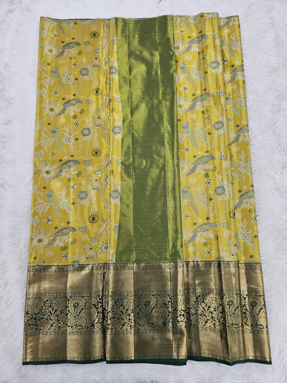 (5–10 Year) Lehenga – Unstitched (Blouse + Material)