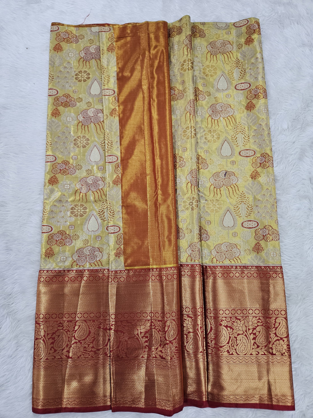 (5–10 Year) Lehenga – Unstitched (Blouse + Material)