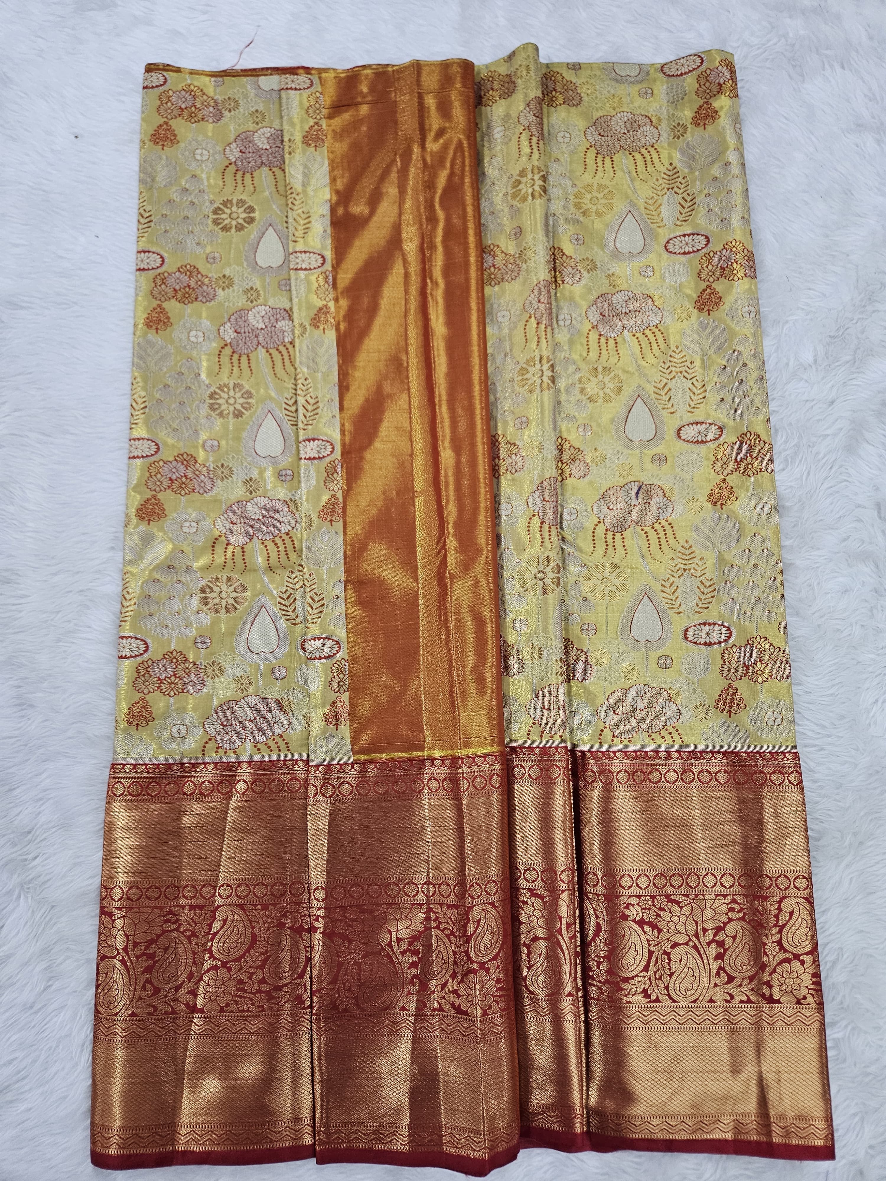 (5–10 Year) Lehenga – Unstitched (Blouse + Material)